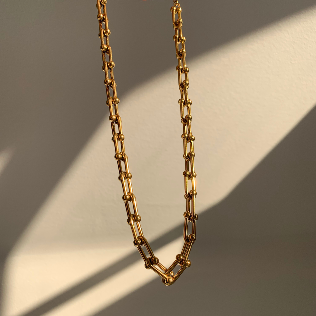 Niro Necklace