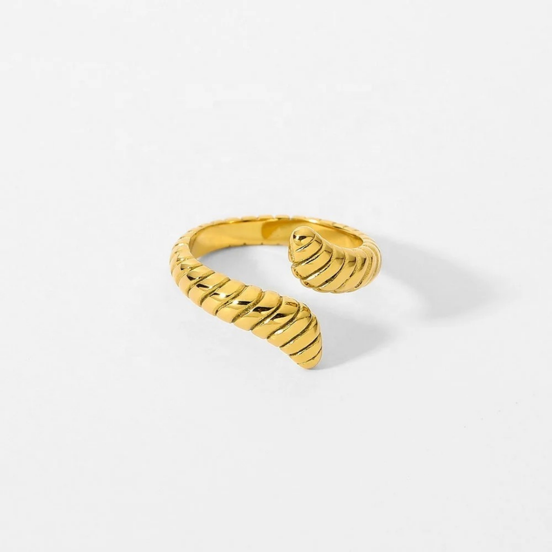 Serpente Ring