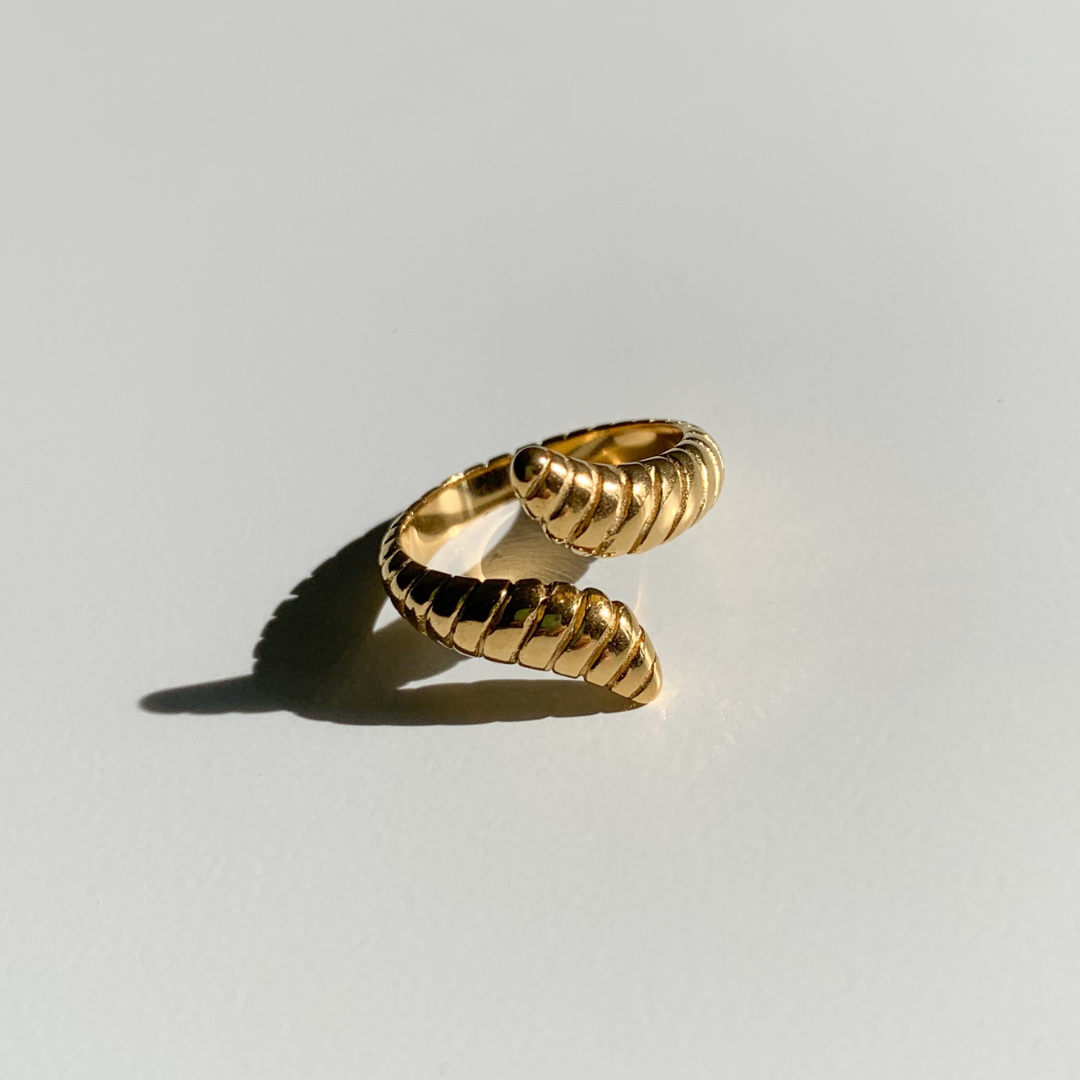 Serpente Ring