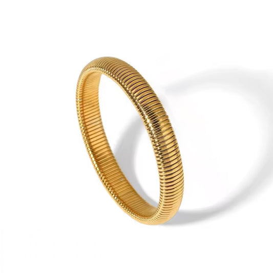Esme Bangle