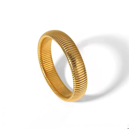 Esme Bangle